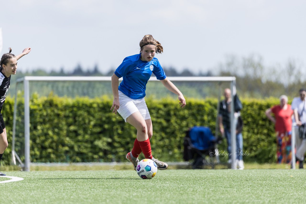 Bild 310 - wBJ SH-Pokalfinale  Holstein-Kiel - SV Viktoria : Ergebnis: 1:0